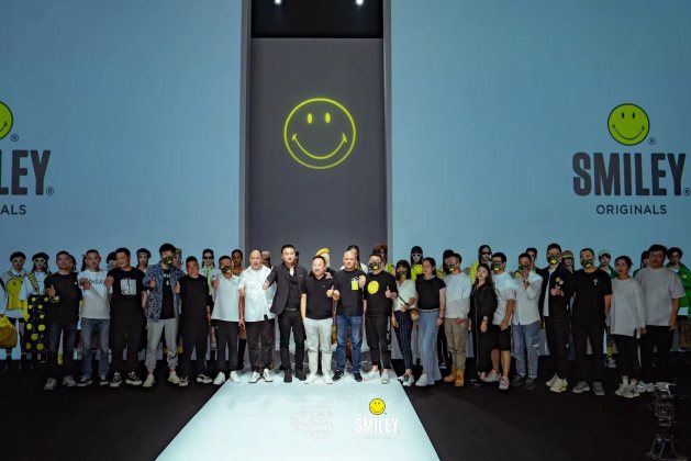 SMILEY 潮流元宇宙，亮相上海时装周！